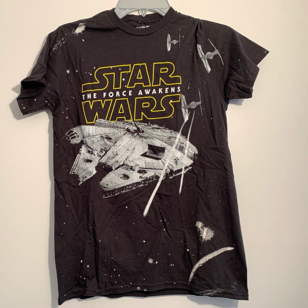 Star Wars Millennium Falcon T-Shirt Size Small NWT
